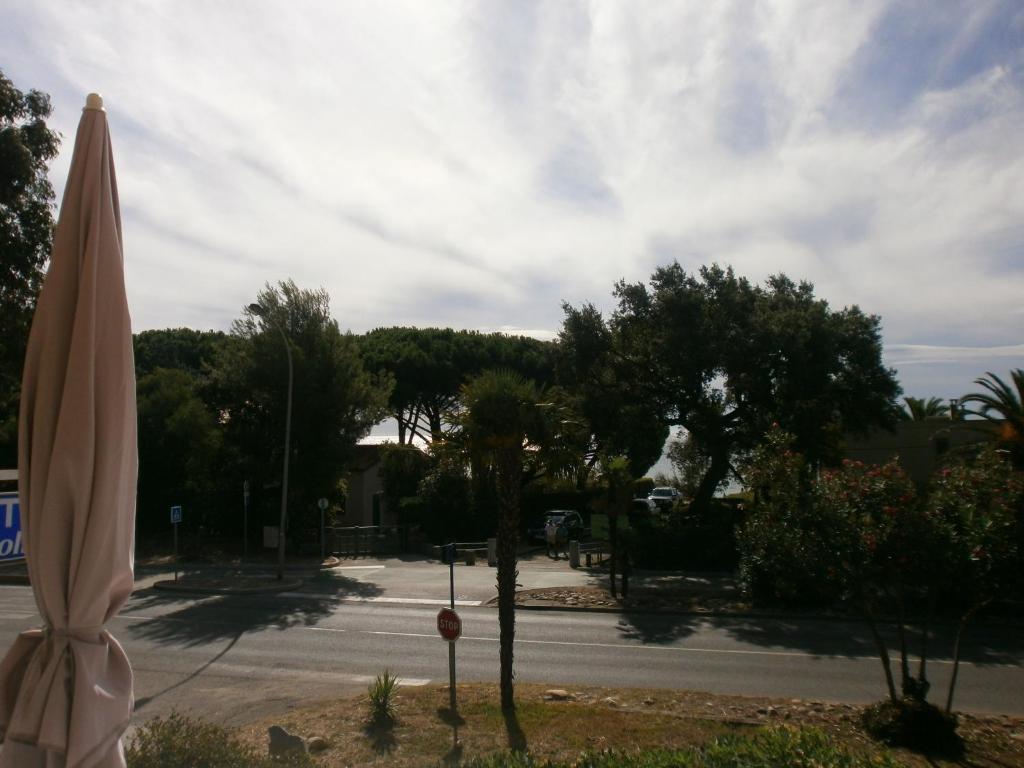 Hotel Le Golfe Bleu Cavalaire-sur-Mer Exterior photo